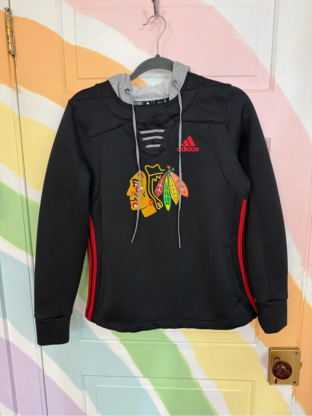 Adidas NHL Chicago Blackhawks Skate Lace Hoodie Sz Med 💛🍄